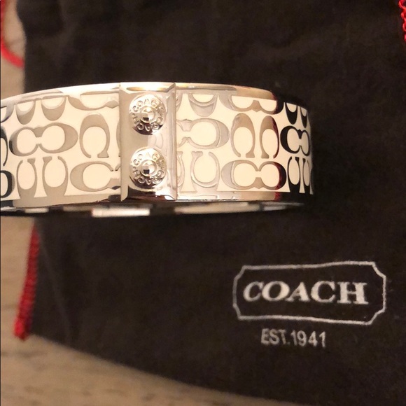 Coach white bangle - Picture 2 of 6
